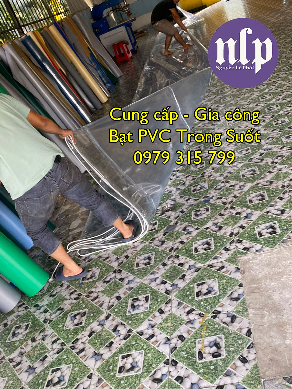 Bạt che nắng trong suốt