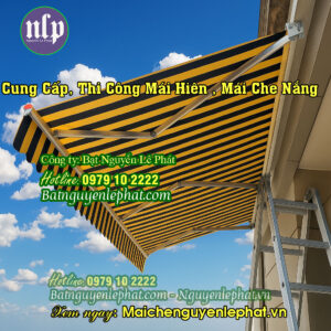 Mái hiên di động quay tay